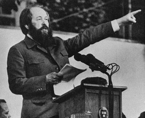 Лекция Солженицина в Гарварде на ассамблее выпускников университета