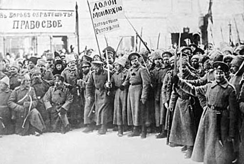 Февраль 1917 года. Петроград. Революция. 